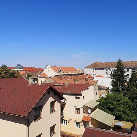 Bulevard mansards Satu Mare Rum bild